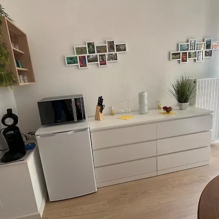 Dachgeschosswohnung Mit Balkon In Gruener Umgebung In Der Naehe Von Koeln Διαμέρισμα *