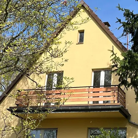 Dachgeschosswohnung Mit Balkon In Gruener Umgebung In Der Naehe Von Koeln Apartamento *