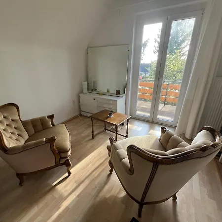 Dachgeschosswohnung Mit Balkon In Gruener Umgebung In Der Naehe Von Koeln * Leverkusen