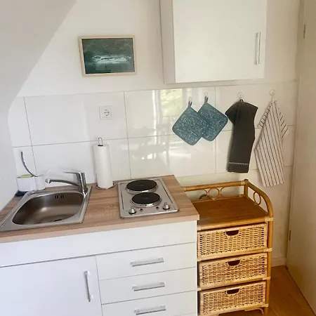 Dachgeschosswohnung Mit Balkon In Gruener Umgebung In Der Naehe Von Koeln